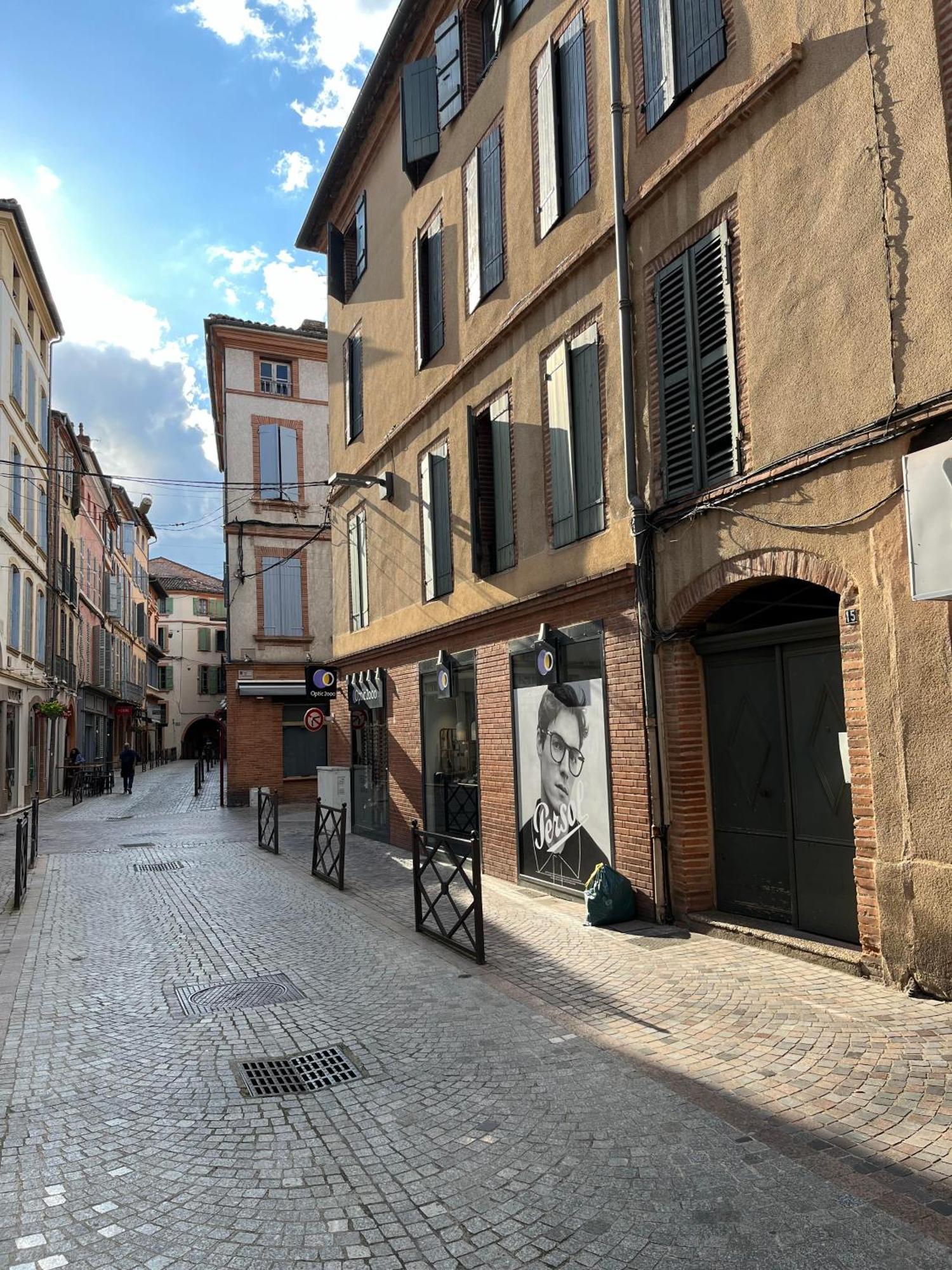 Le Nid Douillet - Lit King Size Apartment Montauban Exterior photo