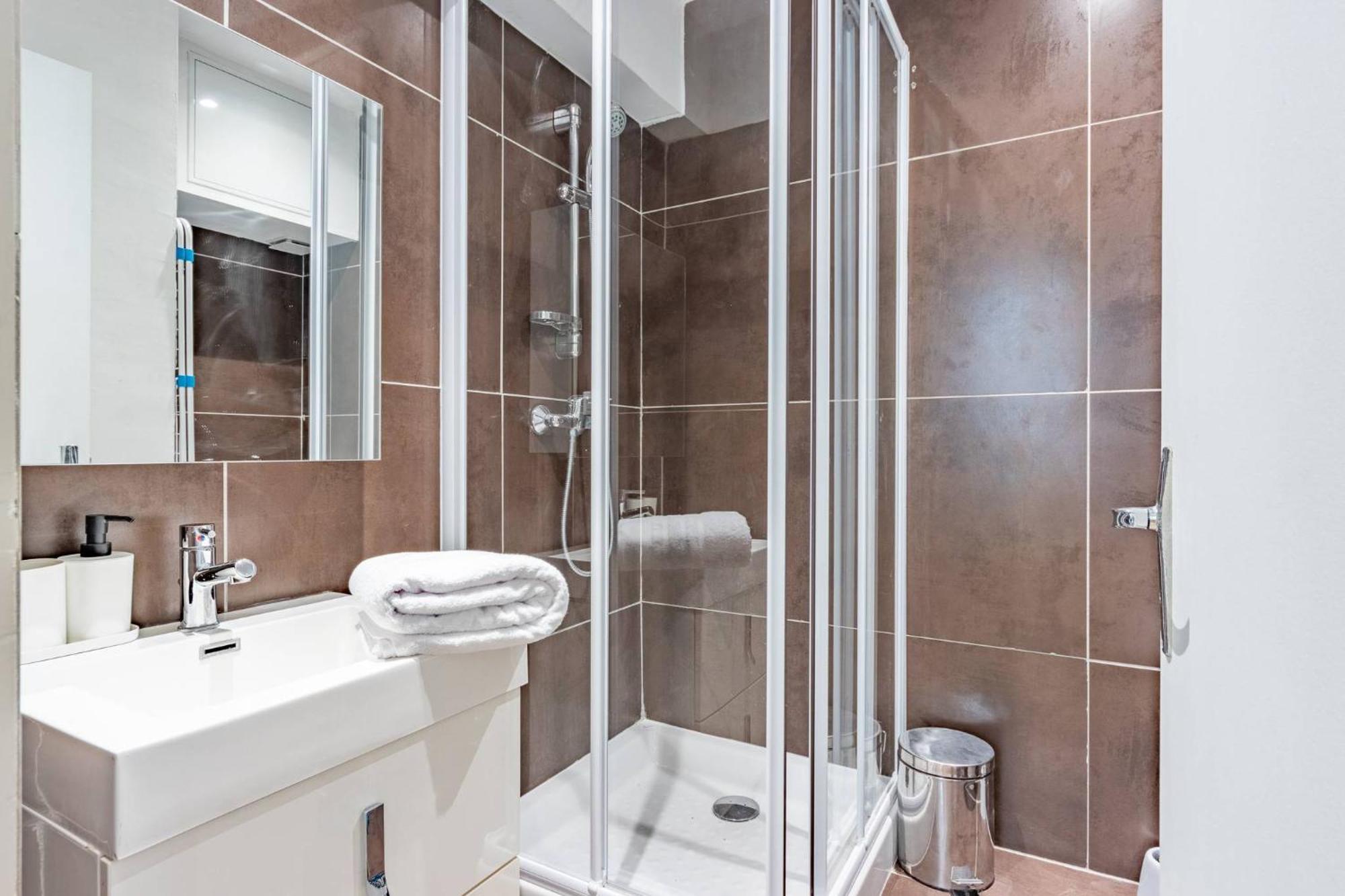 Le Nid Douillet - Lit King Size Apartment Montauban Exterior photo